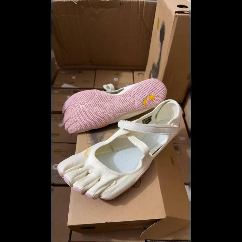 Classic Fivefingers Ballet Flatsl Breathablebarefoot Comfort,Split-Toe Designl Ideal Fordance, Yoga, Pilates & Indoor Sports Non-Sliplightweight Breathable Comfortable Fashionzumba Shoes